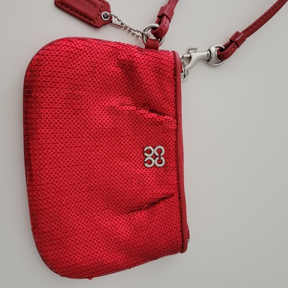 Coach red sequin wristlet - Picture 2 of 6
